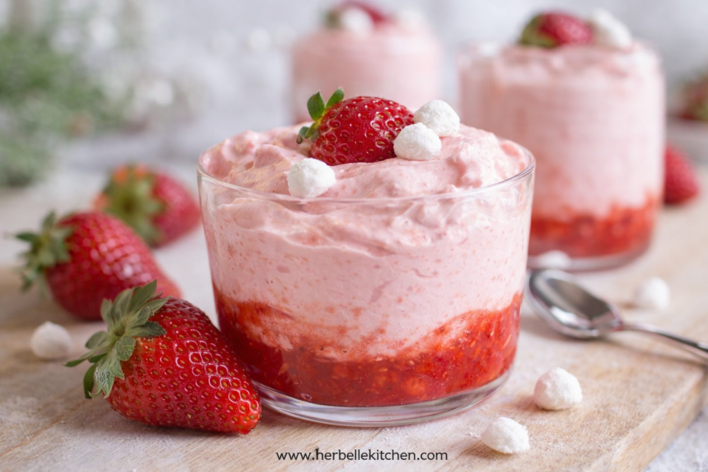 Healthy Fresh Strawberry Mousse – Guilt-Free Easy Strawberry Mousse Recipe