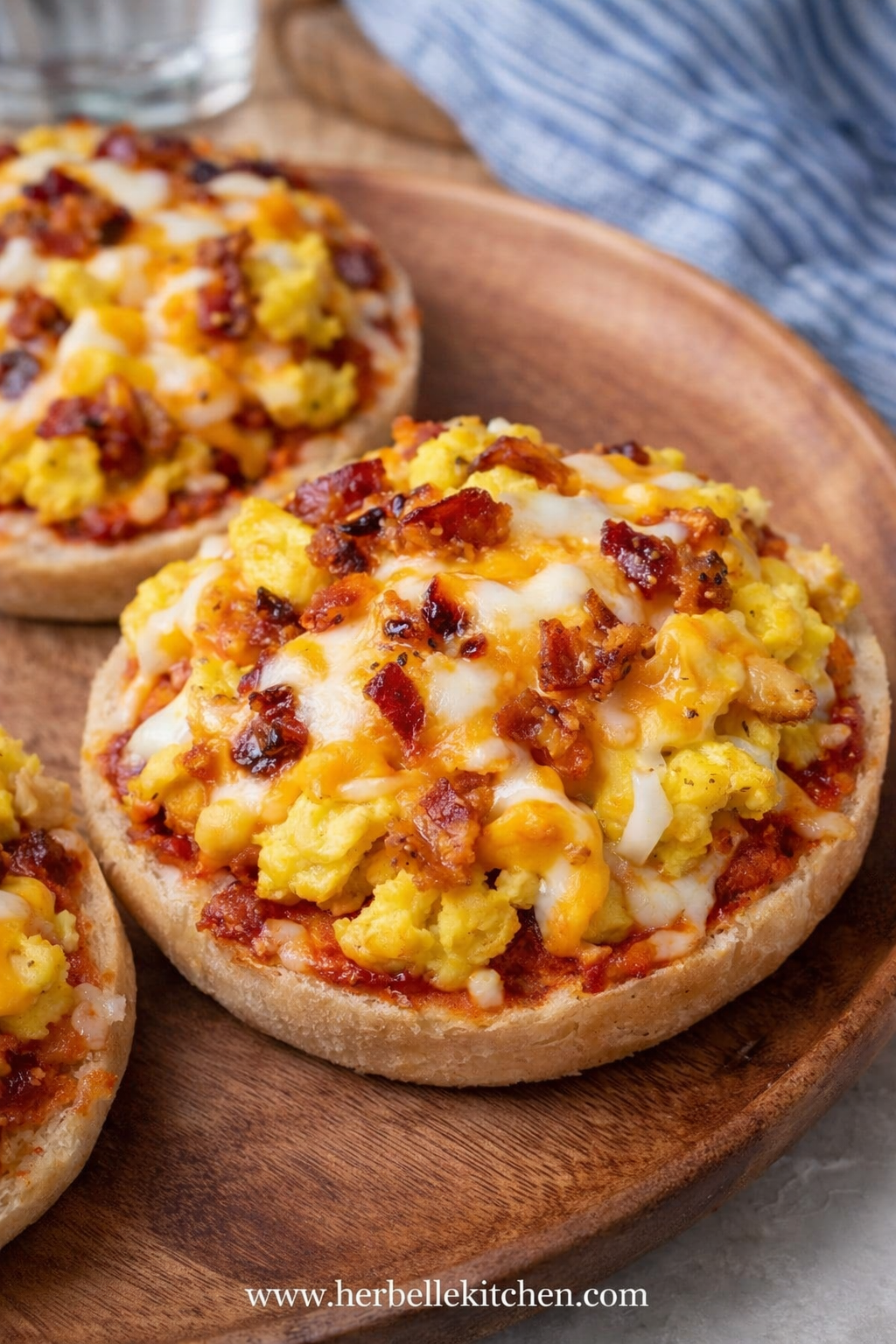 Breakfast English Muffin Pizza – Freezable & Family-Friendly