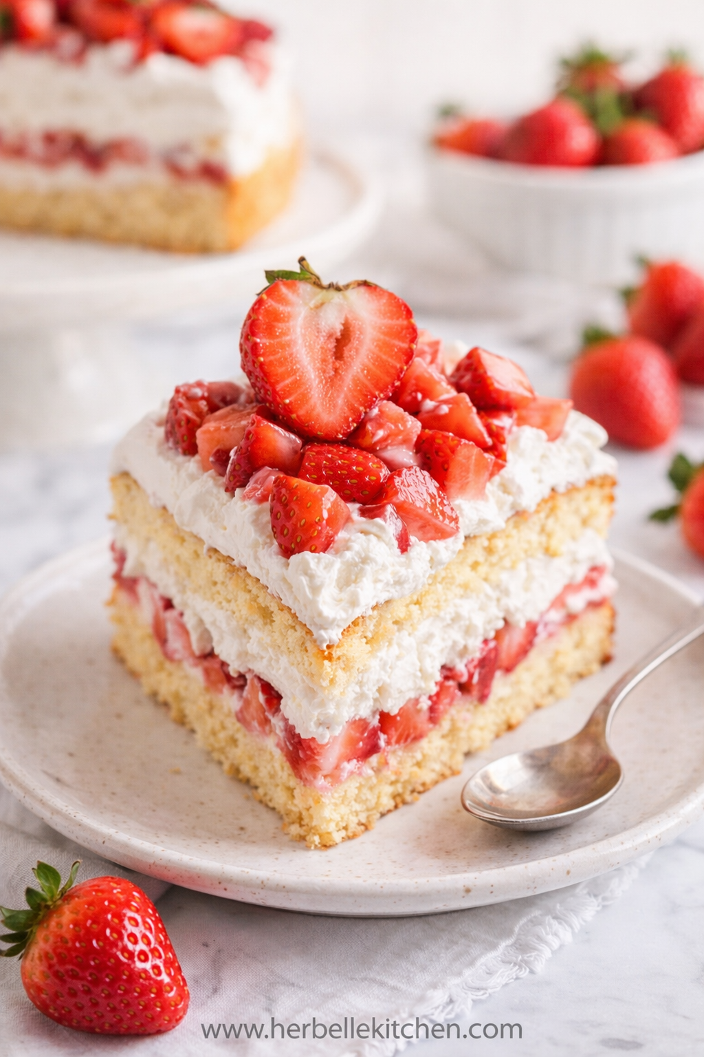 Strawberry Shortcake Recipe Easy Cake Mixes – Fluffy & Simple Dessert Idea