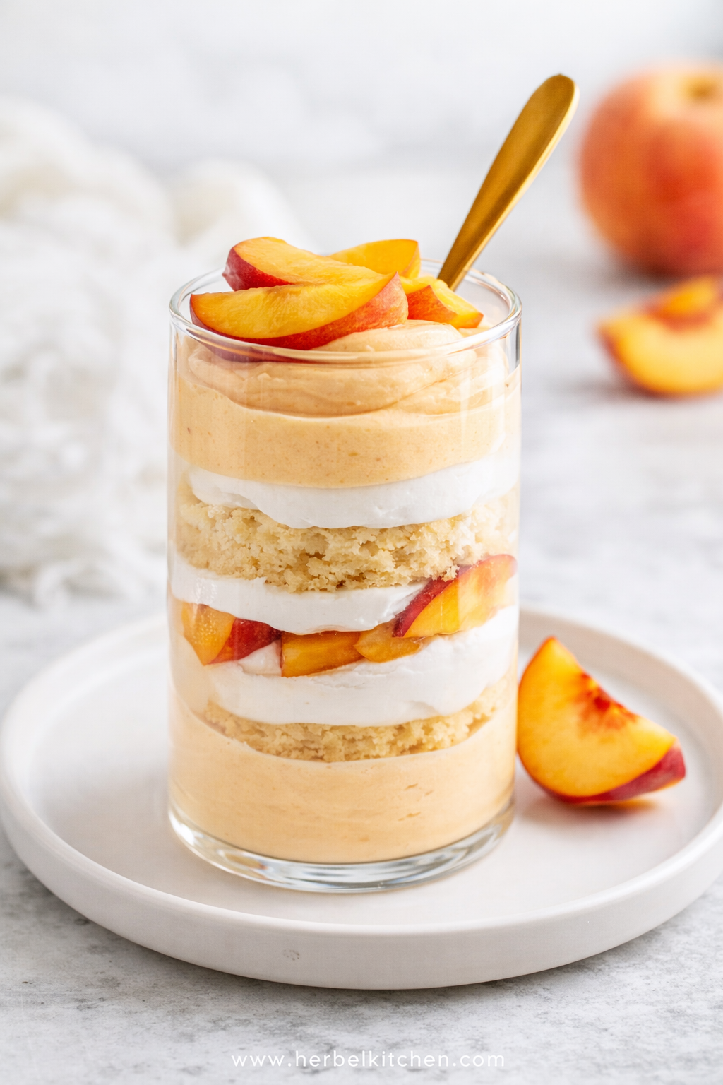 Fresh Peach Mousse Trifle For Two – Refreshing Dessert Ideas in Cute Jar Desserts